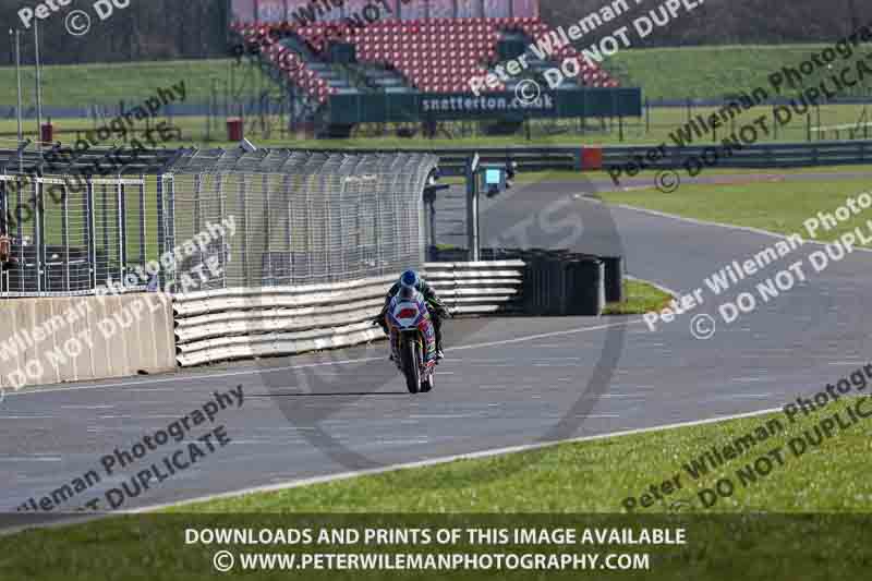 enduro digital images;event digital images;eventdigitalimages;no limits trackdays;peter wileman photography;racing digital images;snetterton;snetterton no limits trackday;snetterton photographs;snetterton trackday photographs;trackday digital images;trackday photos